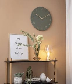 Karlsson Wandklok Charm - Gegraveerde Cijfers - Jungle Groen - Ø40cm -Karlsson 1038x1200 4