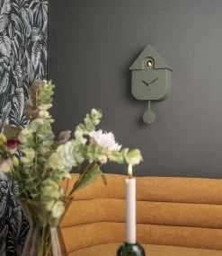 Karlsson Wandklok Modern Cuckoo - Thermoplast - Jungle Groen 11 Karlsson Wandklok Modern Cuckoo - Thermoplast - Jungle Groen -Karlsson 1039x1200 5