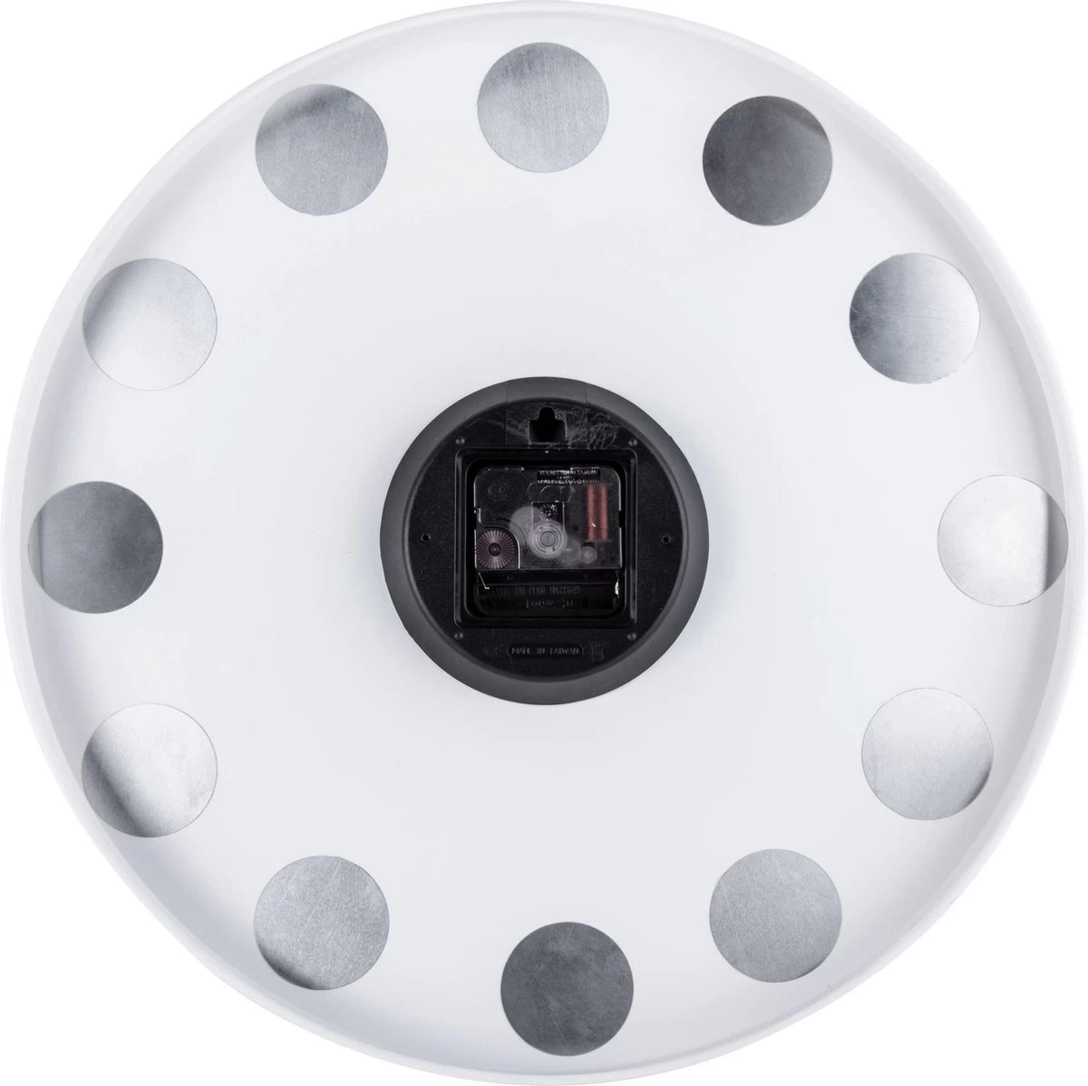 Karlsson Wandklok Charm - Gegraveerde Cijfers - Wit - Ø40cm 5 Karlsson Wandklok Charm - Gegraveerde Cijfers - Wit - Ø40cm - Afbeelding 3