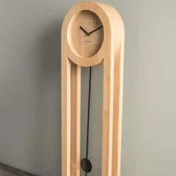 Karlsson Vloerklok Lena Pendulum - Grenen Hout - 100x30x11,5cm 8 Karlsson Vloerklok Lena Pendulum - Grenen Hout - 100x30x11,5cm -Karlsson 1200x1200 88