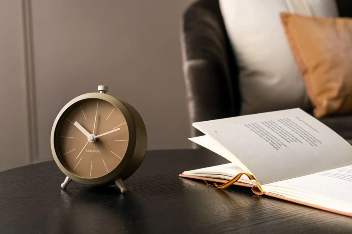 Karlsson - Wekker - Alarm Klok Button - Mosgroen 4 Karlsson - Wekker - Alarm Klok Button - Mosgroen - Afbeelding 2