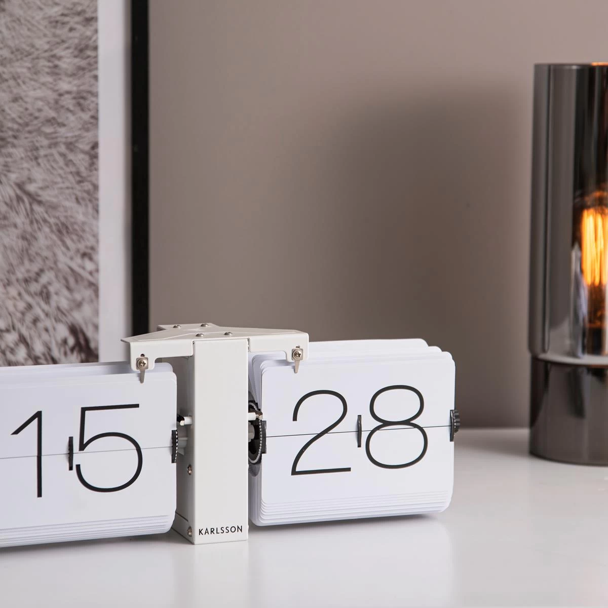 Karlsson No Case Flip Tafel-/Wandklok 5 Karlsson No Case Flip Tafel-/Wandklok - Afbeelding 3